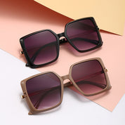 Trendige Sonnenbrille mit übergroßem Rahmen und quadratischem Metallausschnitt in 8 Farben