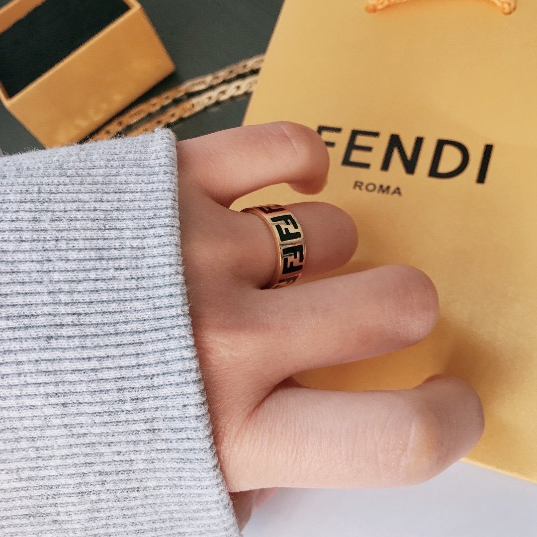 Fashion F double letter ring