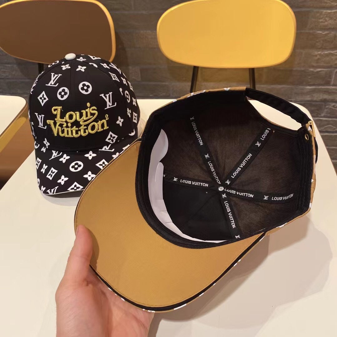 modische Baseballkappe mit einfarbigem Buchstabenmuster