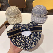 Baseballkappe mit einfarbigem Buchstaben-Stickerei-Aufdruck