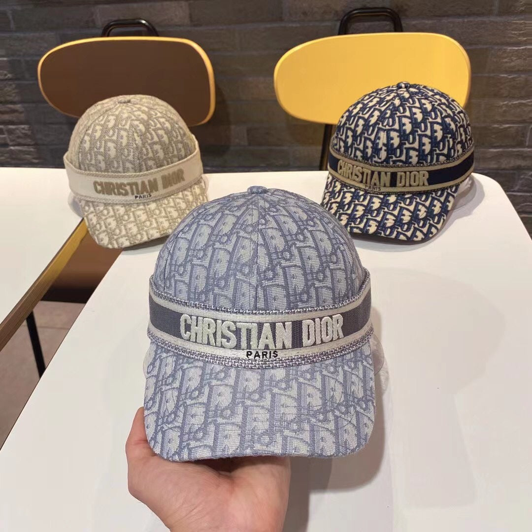 Baseballkappe mit einfarbigem Buchstaben-Stickerei-Aufdruck