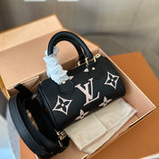 Modische Handtasche aus bedrucktem Leder