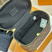 Luxuriöse Bucket Bag Handtasche aus bedrucktem Leder