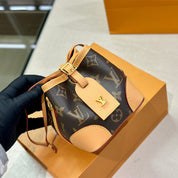 Luxuriöse Umhängetasche aus bedrucktem Leder für Damen