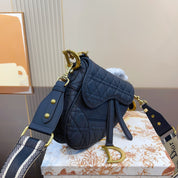 Modische Ringer-Scrub-Satteltasche