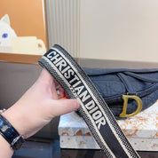 Modische Ringer-Scrub-Satteltasche
