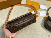 Luxuriöse, klassische Clamshell-Ledertasche mit Aufdruck