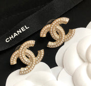 Fashion CC pearl earrings