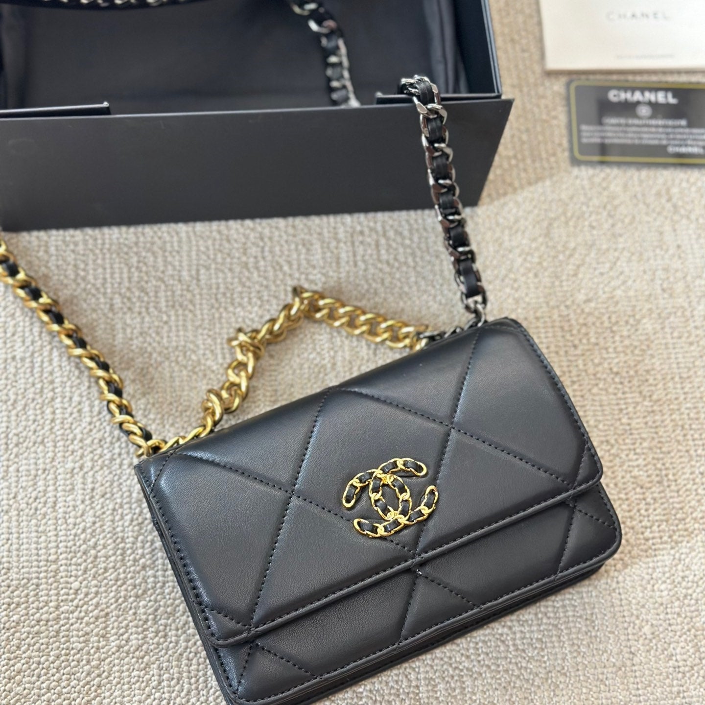 Modische CC Crossbody-Umhängetasche