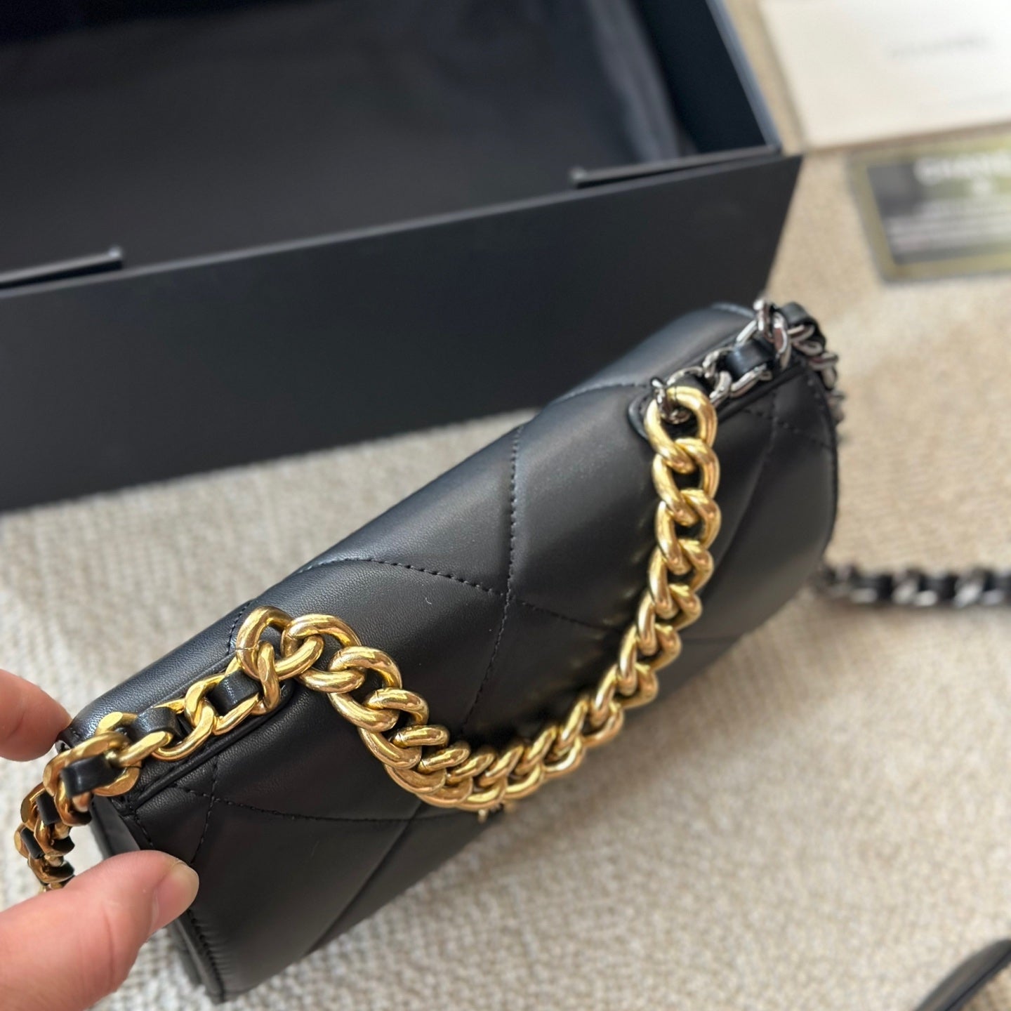 Modische CC Crossbody-Umhängetasche
