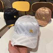 Klassische Baseballkappe mit Zentauren- und Pferdemuster