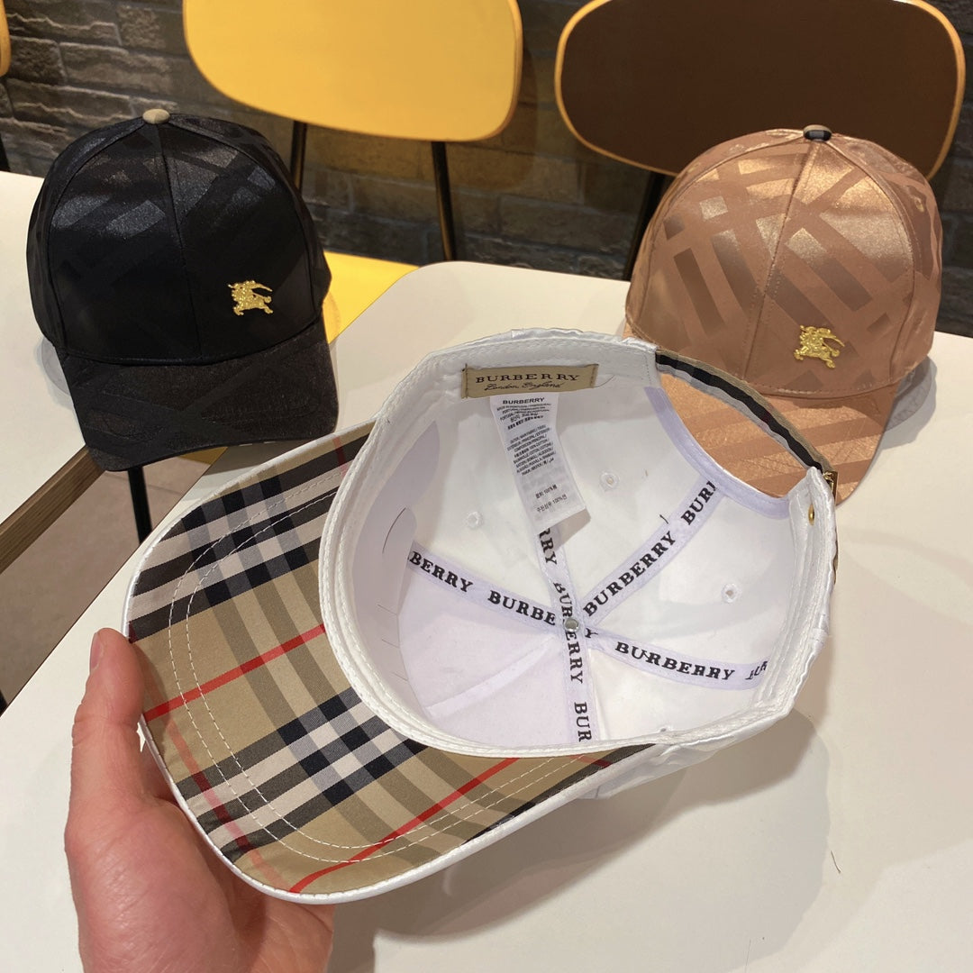 Klassische Baseballkappe mit Zentauren- und Pferdemuster