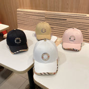 Modische Baseballkappe mit B-Buchstaben