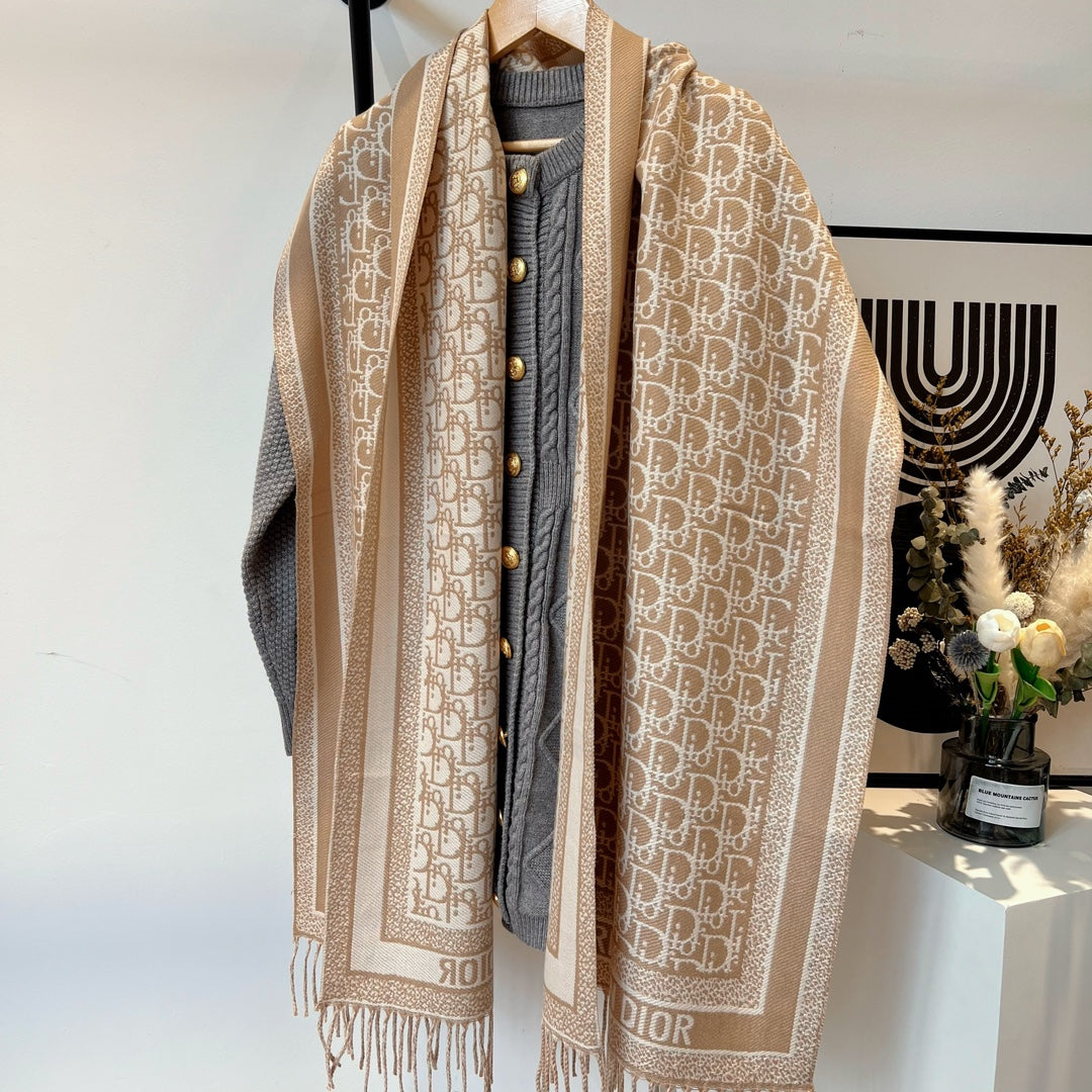 Fashion CD Schal mit diagonalen Streifen