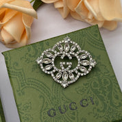 Modische GG Diamantbrosche