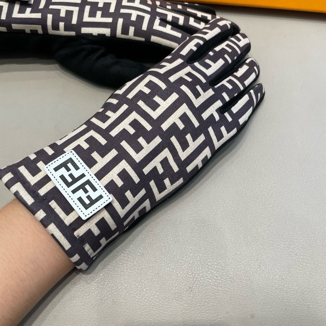 Classic FF letter jacquard gloves