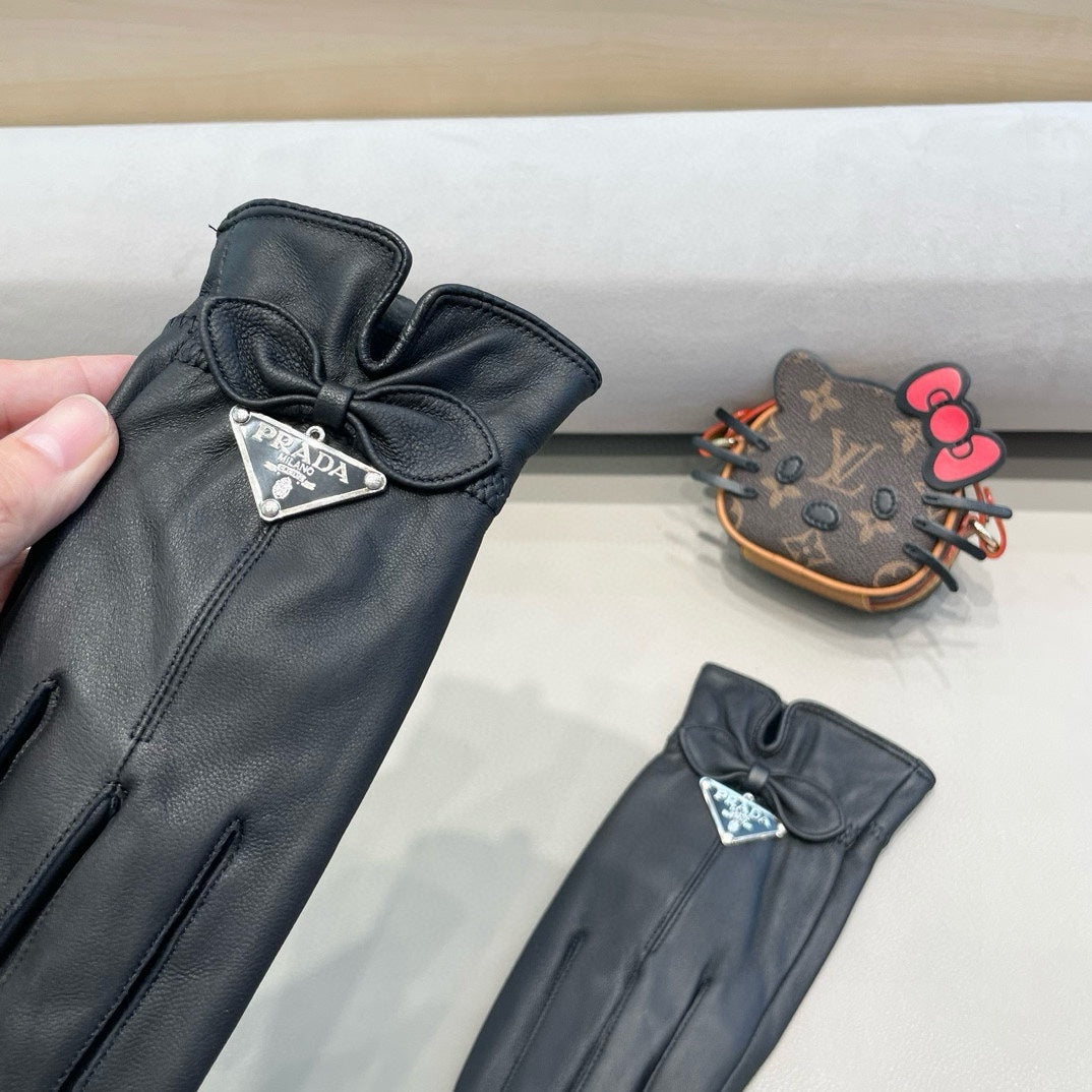 Fashion PAR letter bow gloves