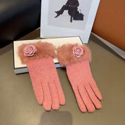 Fashion CC letter embroidered camellia gloves