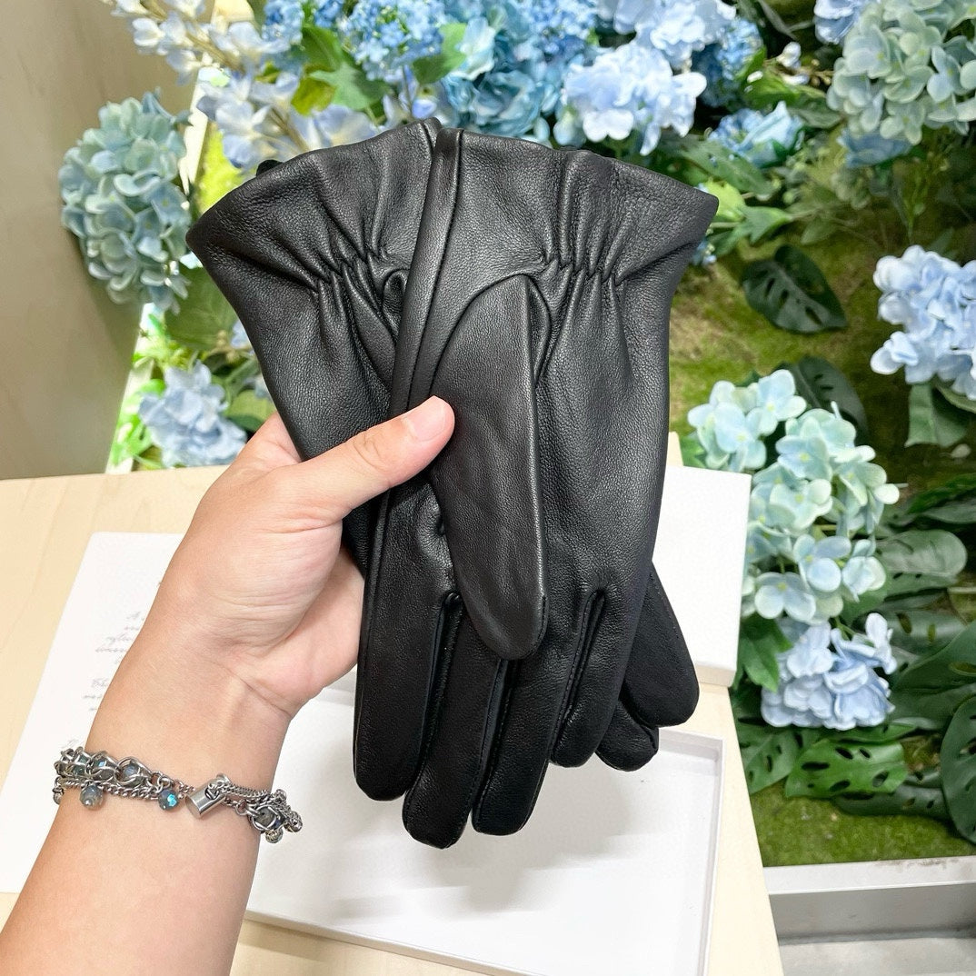 Fashion CD letter gloves