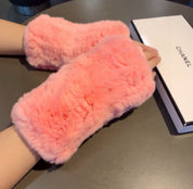 Fashion CC letter gloves