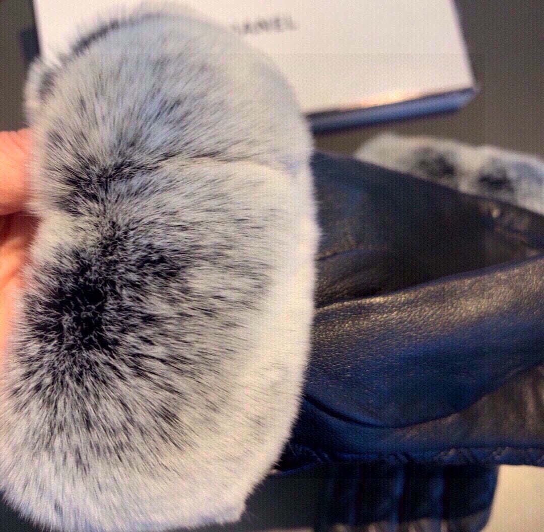 Fashion CC letter gloves