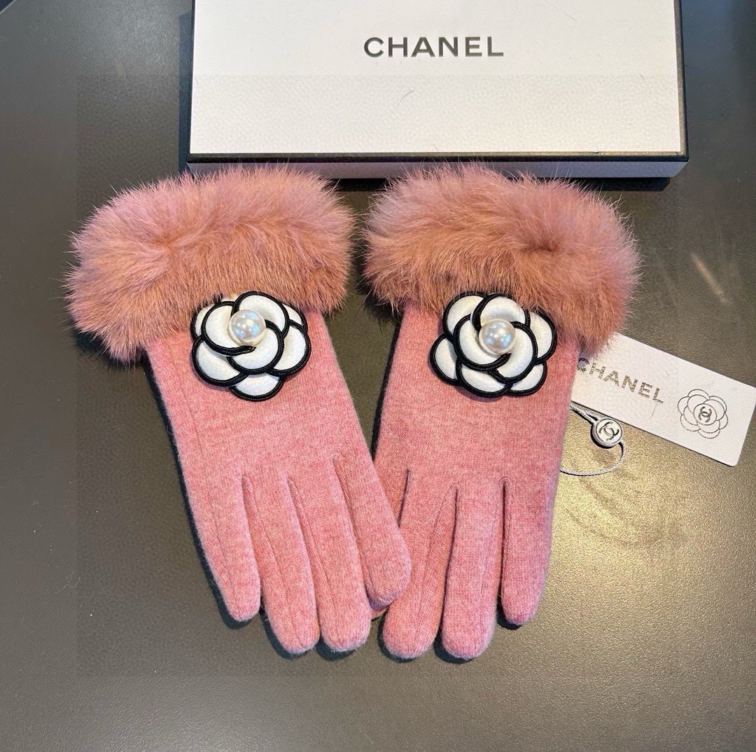 Fashion CC letter gloves