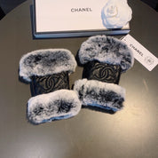 Fashion CC letter gloves