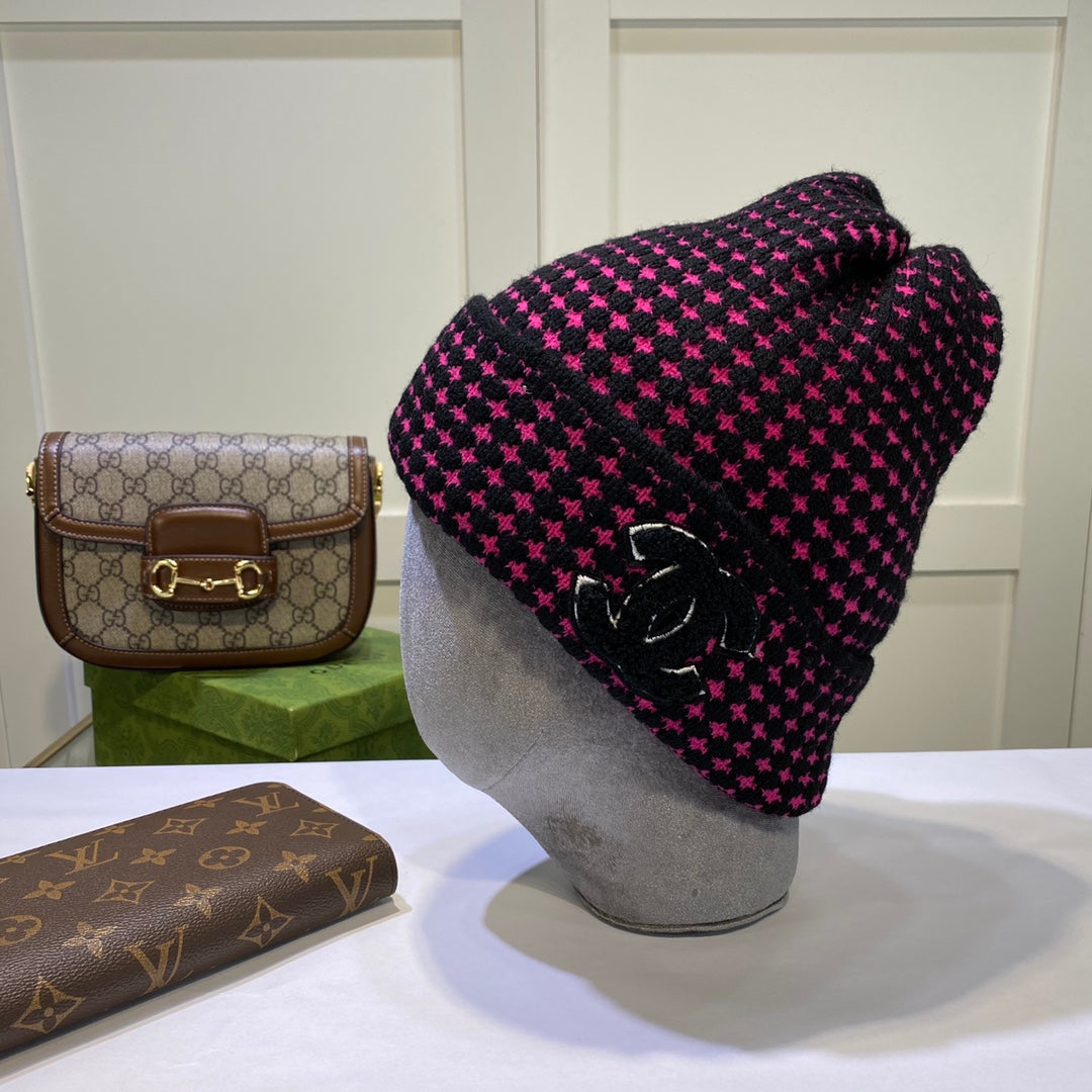 Fashionable plush CC knitted hat