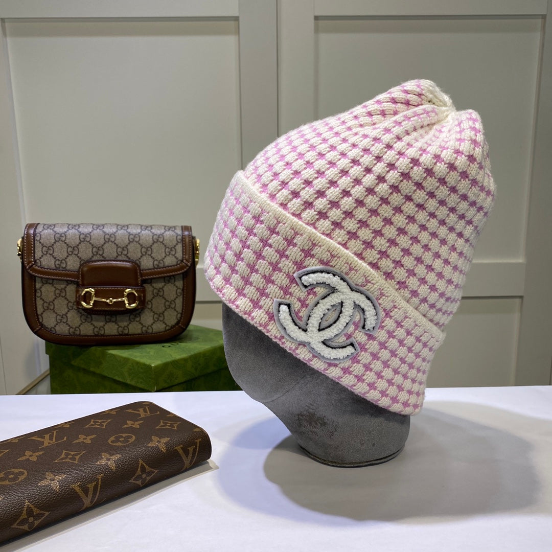 Fashionable plush CC knitted hat