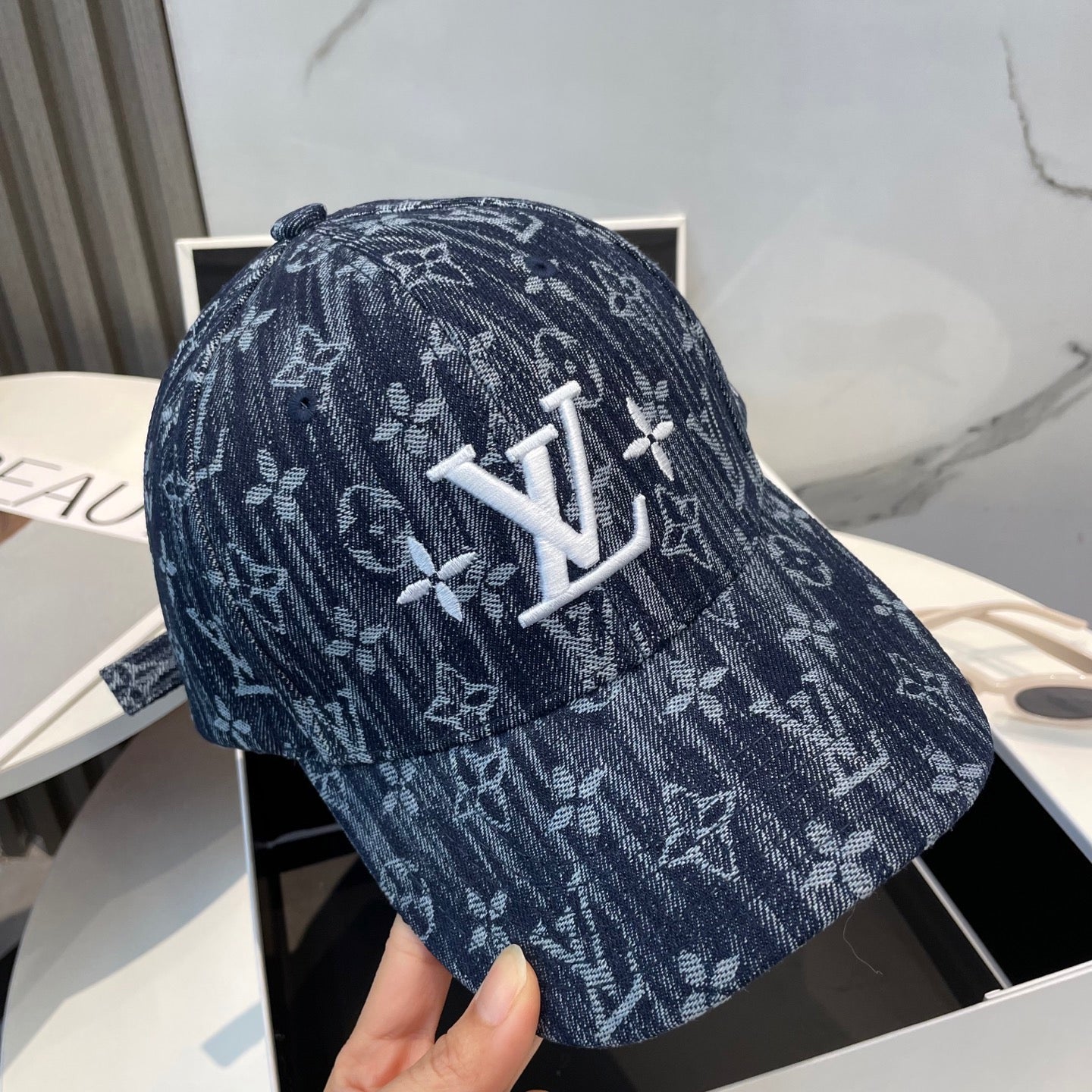 Modische Baseballkappe mit vierblättrigem Kleeblatt