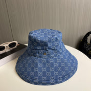 Modischer Bucket Hat mit GG-Buchstaben