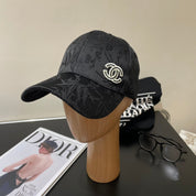 Modischer Bucket Hat mit GG-Buchstaben