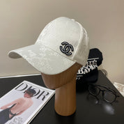 Modischer Bucket Hat mit GG-Buchstaben