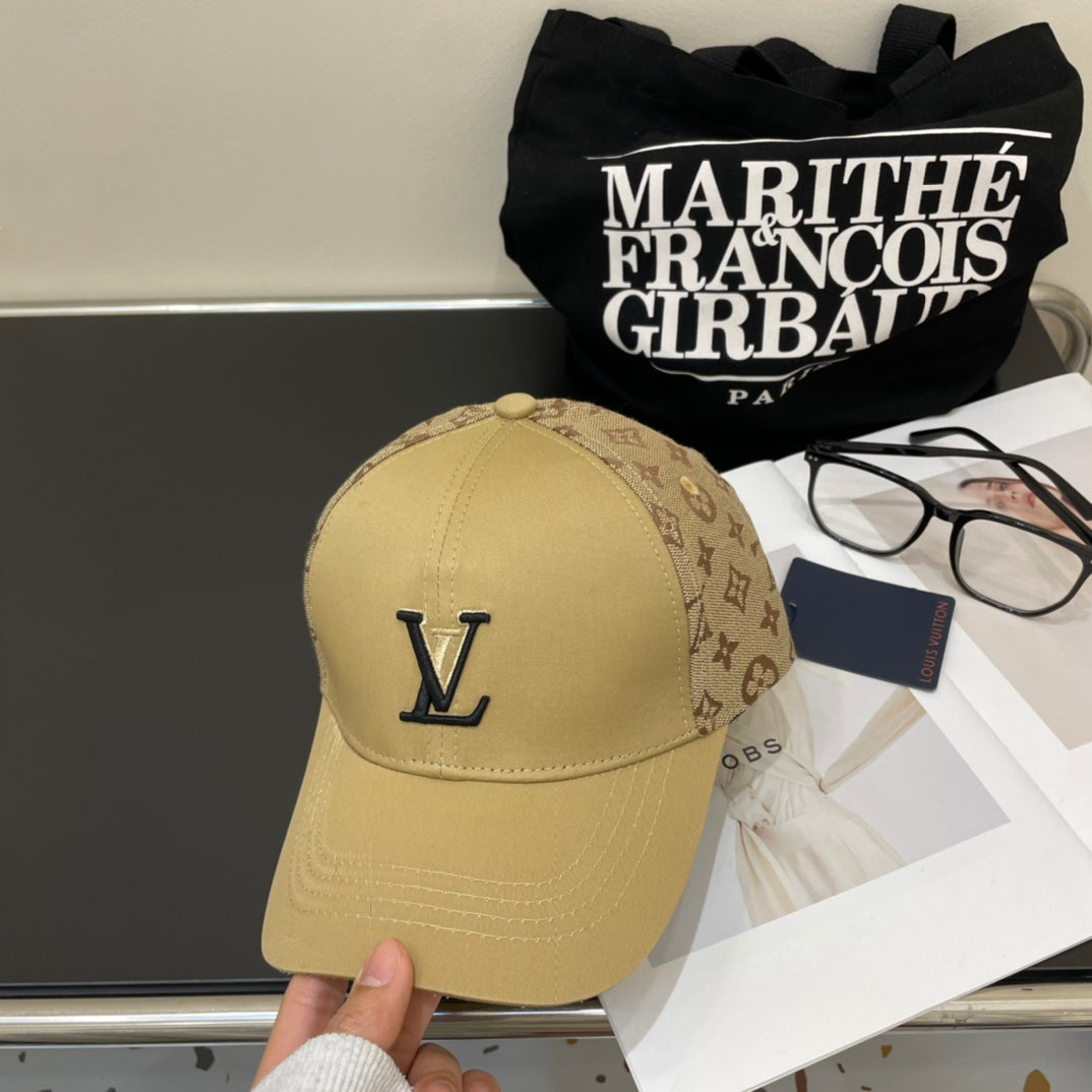 Modische Baseballkappe mit vierblättrigem Kleeblatt