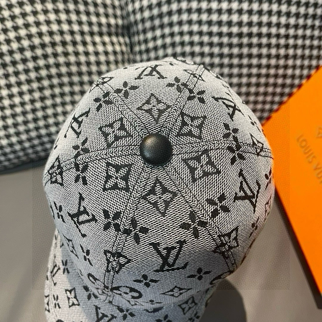 Modische Baseballkappe mit vierblättrigem Kleeblatt