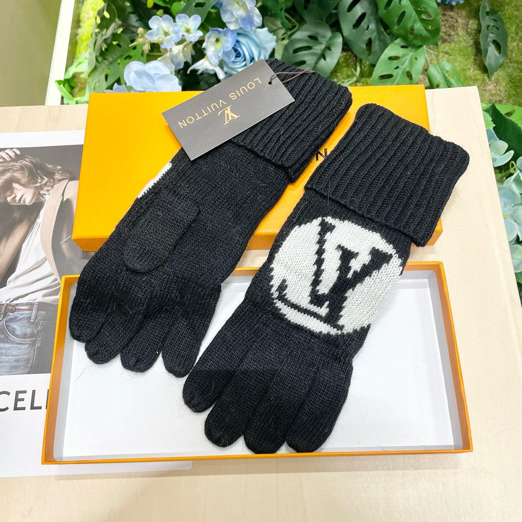 Modische Kleeblatt-Handschuhe