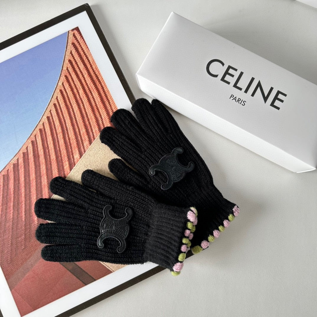 Fashion CEL letter gloves