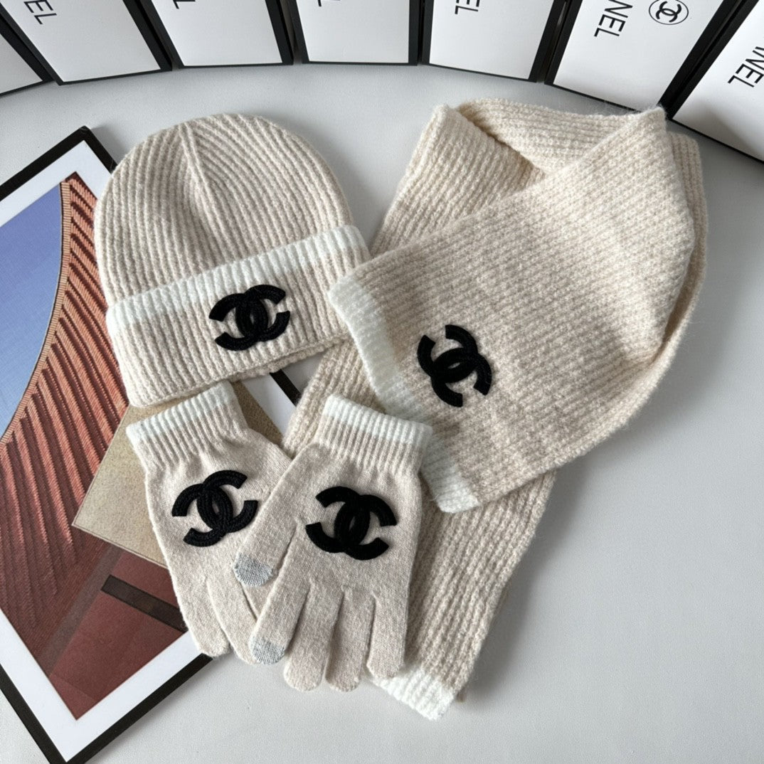 Fashion CC letter gloves hat scarf