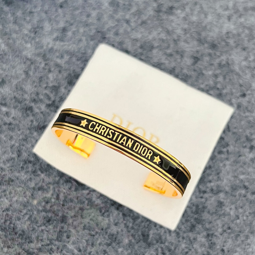 Classic CD open bracelet