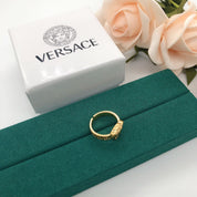 Fashion VER letter ring
