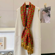 Classic four-leaf clover letter pattern scarf