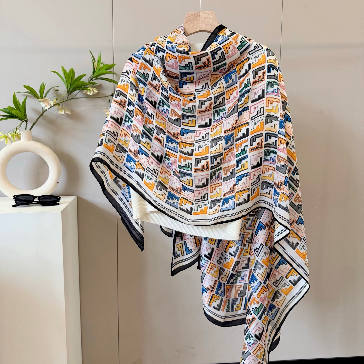 Classic FF letter pattern scarf