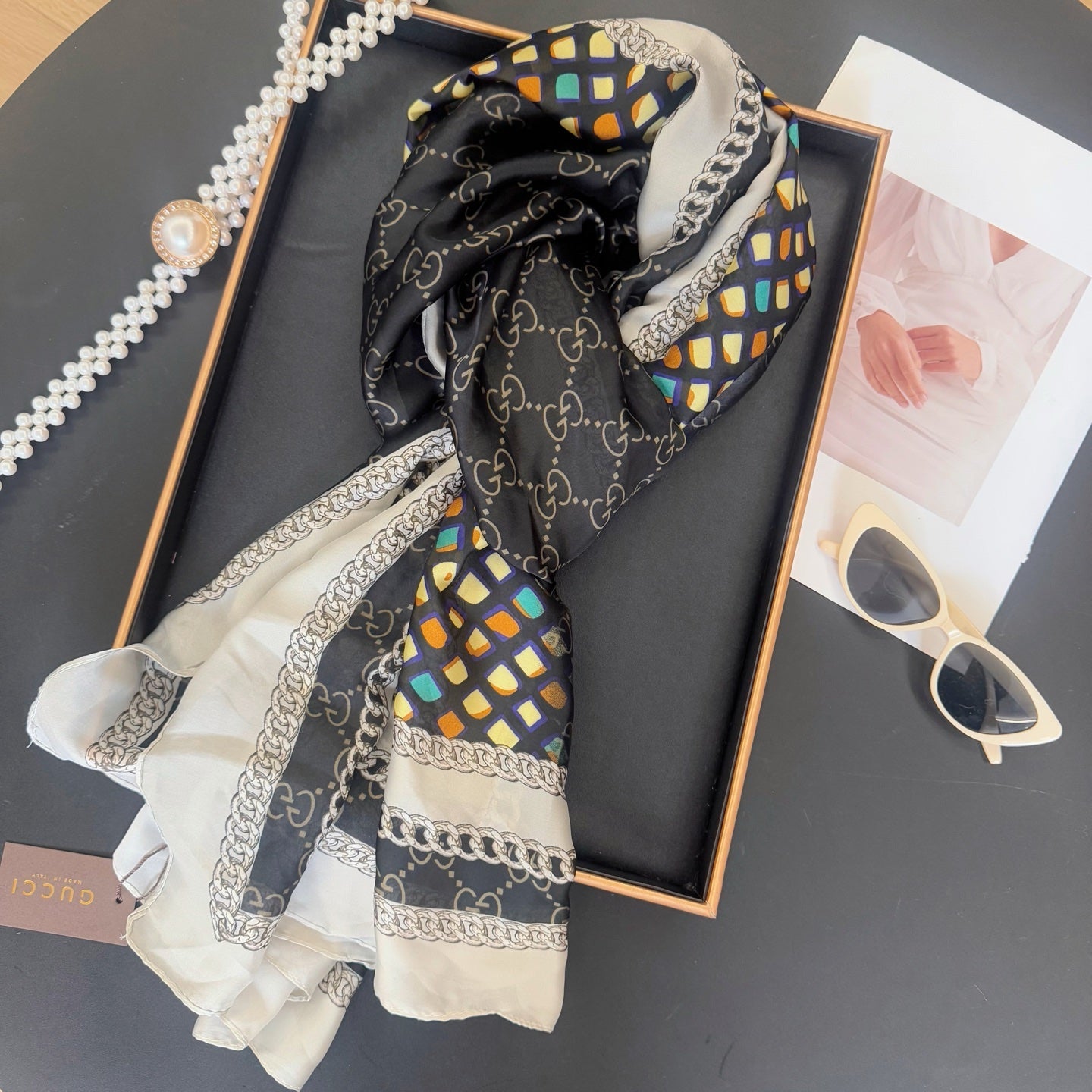 Classic GG letter pattern scarf
