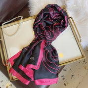 Classic CC letter pattern scarf