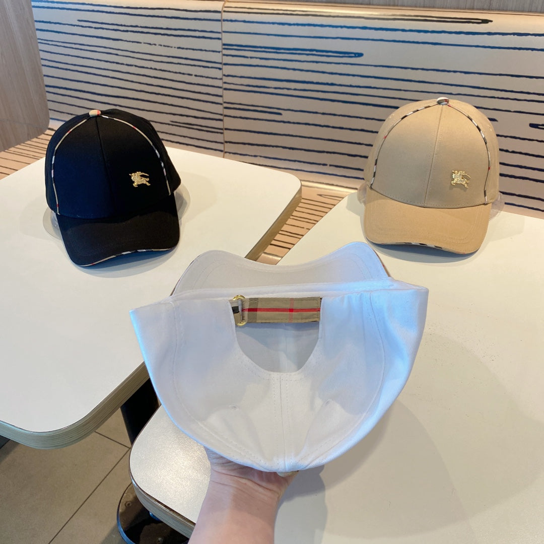 Modische Baseballkappe mit BUR-Buchstaben