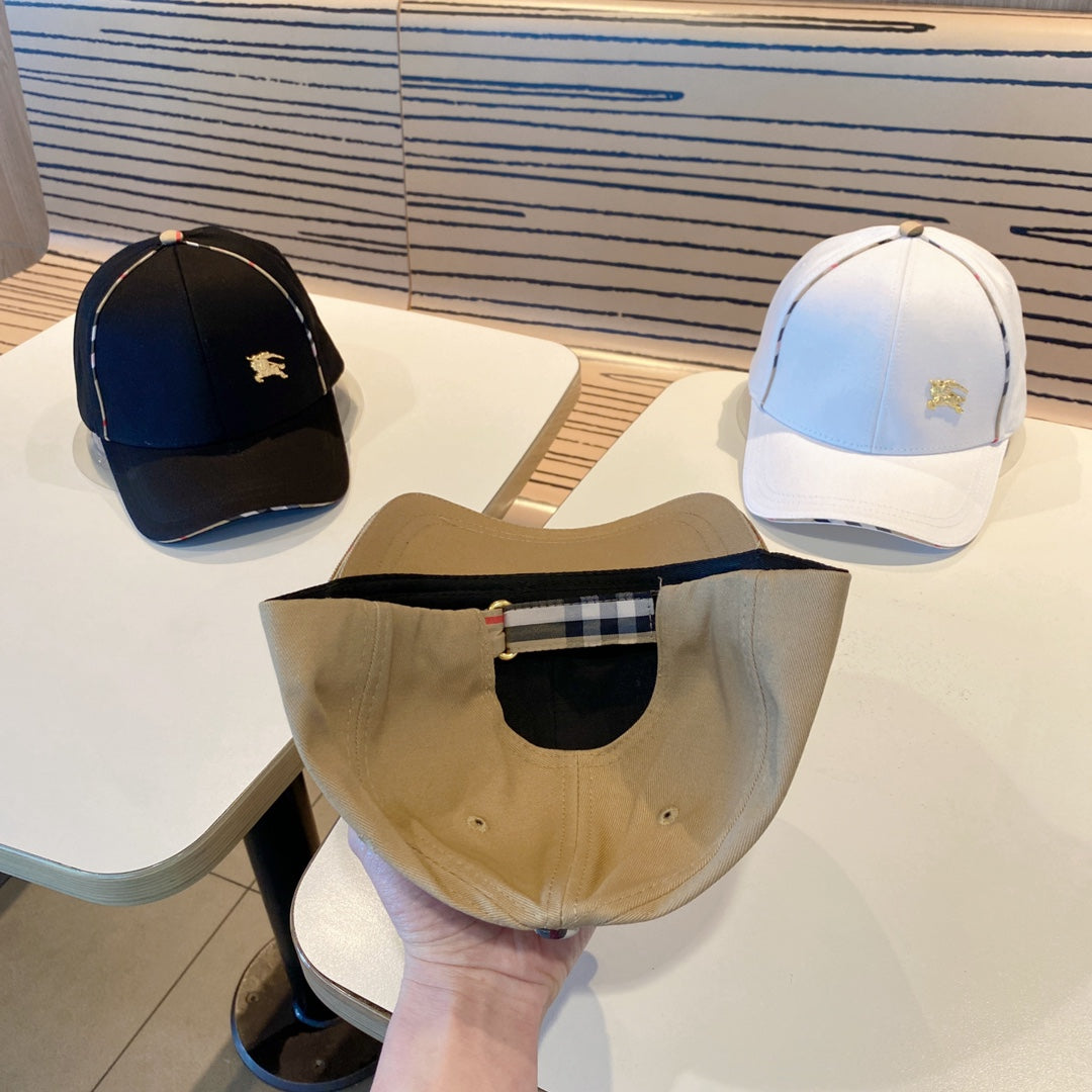 Modische Baseballkappe mit BUR-Buchstaben