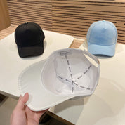 Modische Baseballkappe mit CEL-Buchstaben