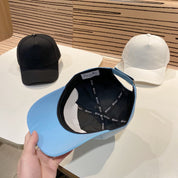Modische Baseballkappe mit CEL-Buchstaben