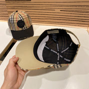 Modische Baseballkappe mit BUR-Buchstaben