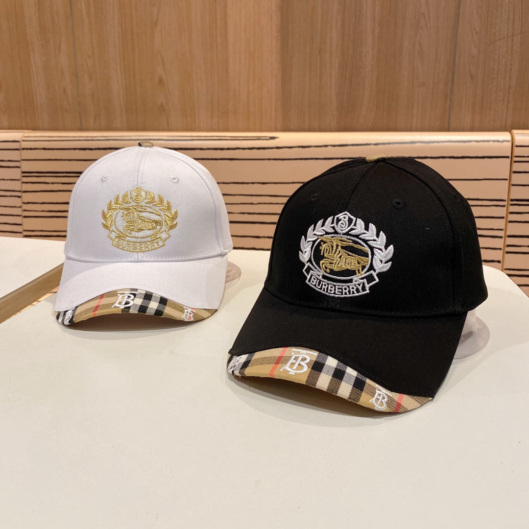 Modische Baseballkappe mit BUR-Buchstaben